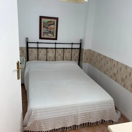 Familiar Con Gran Piscina Privada *