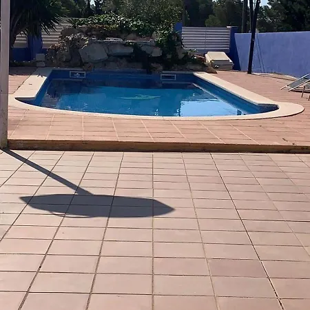 Familiar Con Gran Piscina Privada *